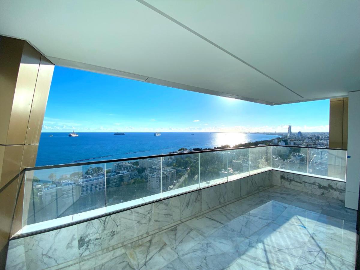 Luxury Private Apartments - Лимасол Экстерьер фото