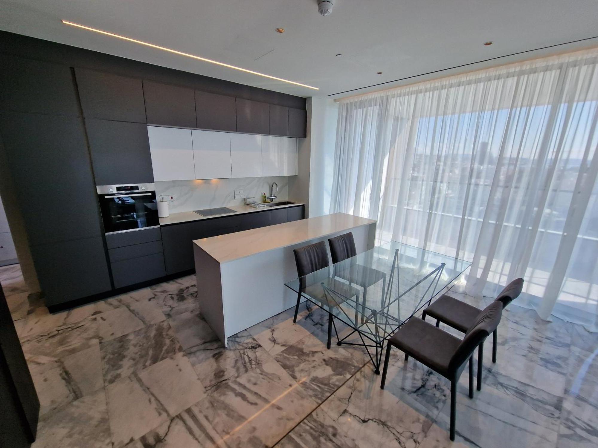 Luxury Private Apartments - Лимасол Экстерьер фото